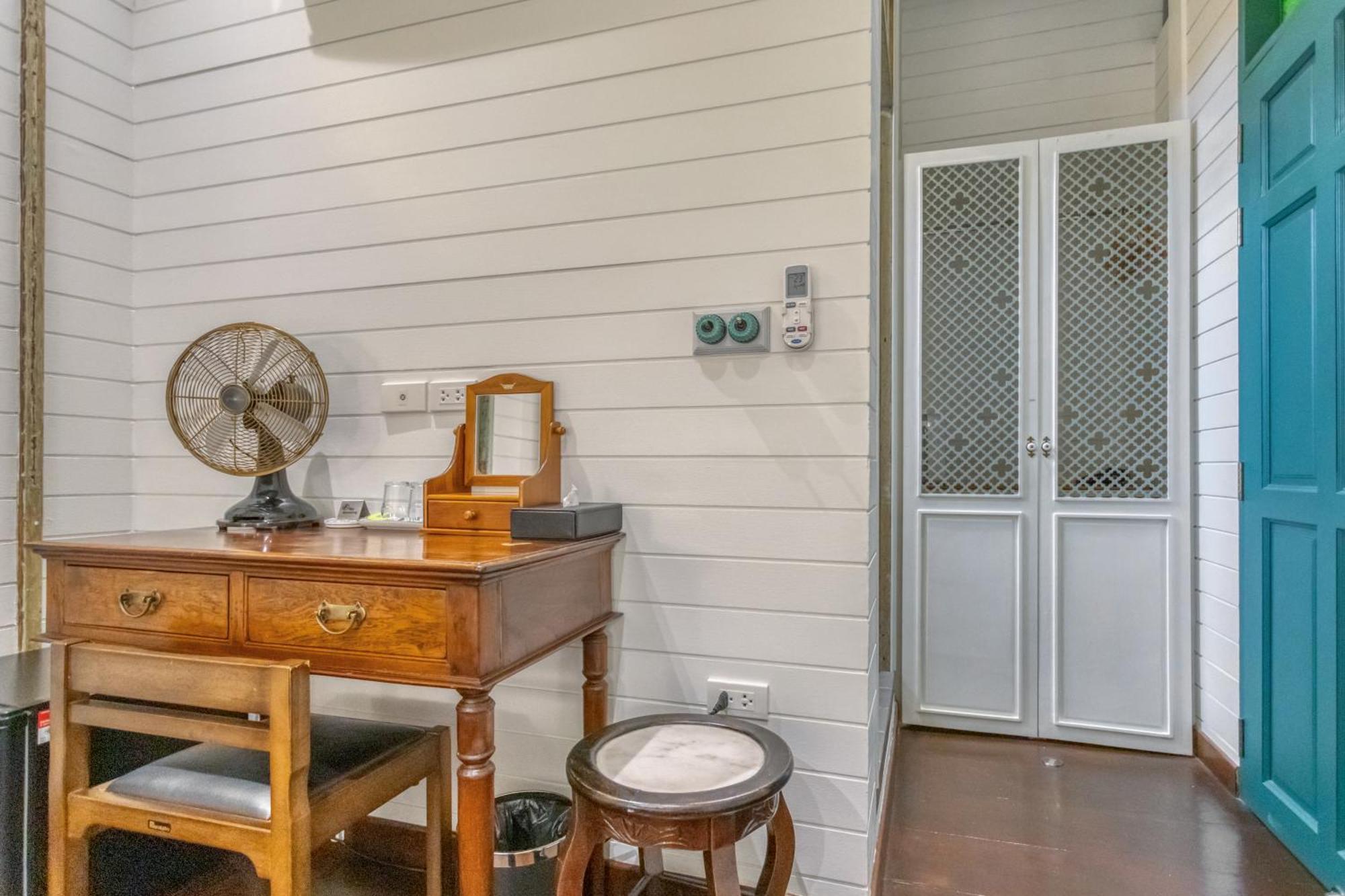Bed and Breakfast Priya Boutique House Bangkok Pokoj fotografie